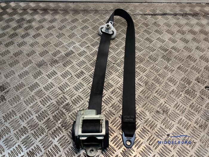 Front seatbelt, right from a Volkswagen Fox (5Z) 1.2 2007