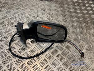 Used Wing mirror, right Peugeot 307 SW (3H) 1.6 HDi 16V Price € 13,00 Margin scheme offered by Autodemontagebedrijf Middelburg B.V