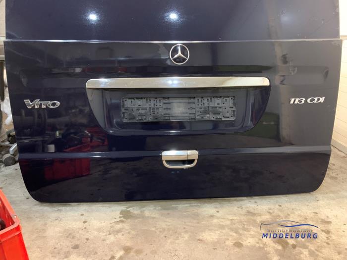 Tailgate from a Mercedes-Benz Vito (639.6) 2.2 113 CDI 16V Euro 5 2012