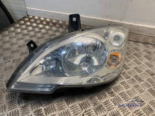 Used Headlight, left Mercedes Vito (639.6) 2.2 113 CDI 16V Euro 5 Price € 119,00 Margin scheme offered by Autodemontagebedrijf Middelburg B.V