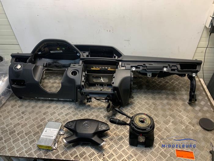 Airbagset + modul från en Mercedes-Benz E (W212) E-250 CDI 16V BlueEfficiency,BlueTec 2009