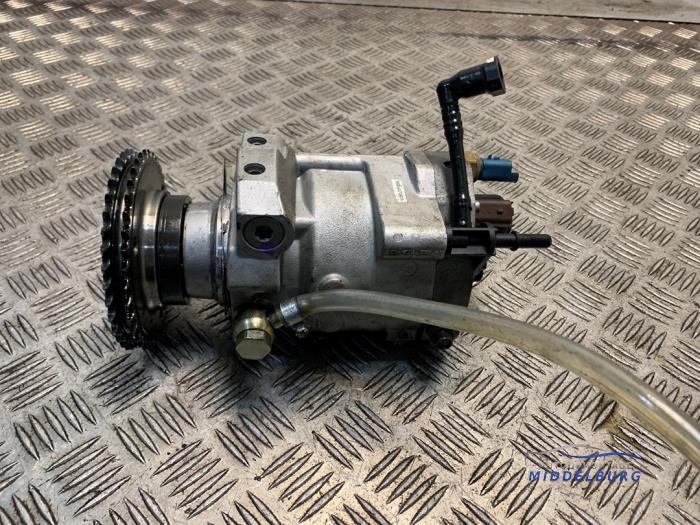 Mechanical fuel pump Ford Transit 2.4 TDdi 16V 350EF - 1334447 H9FA FORD