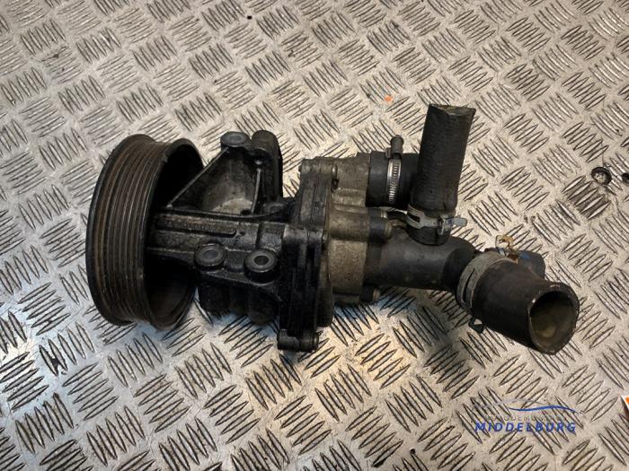 Begagnade Vattenpump Ford Transit 2.4 TDdi 16V 350EF Pris € 49,00 Marginaltabell erbjuds av Autodemontagebedrijf Middelburg B.V