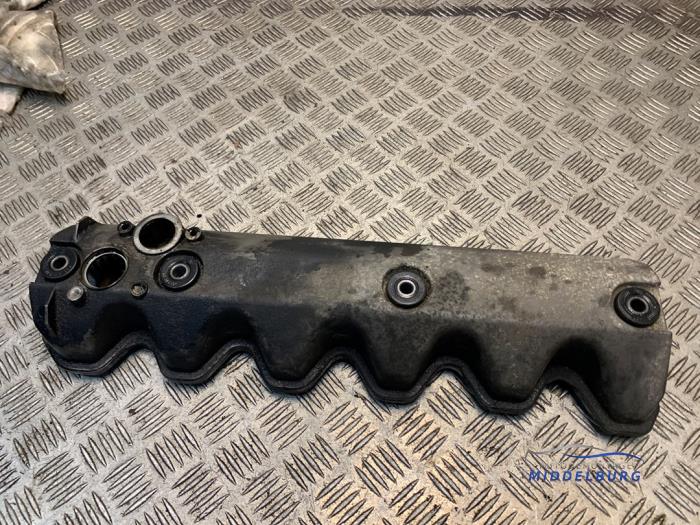 Gebrauchte Ventildeckel Volkswagen Crafter 2.5 TDI 30/32/35/46/50 Preis € 49,00 Margenregelung angeboten von Autodemontagebedrijf Middelburg B.V