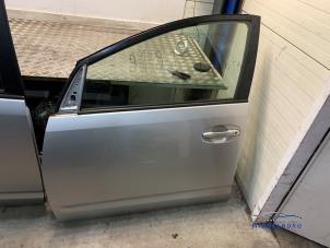 Używane Drzwi lewe przednie wersja 4-drzwiowa Toyota Prius (NHW20) 1.5 16V Cena € 135,00 Procedura marży oferowane przez Autodemontagebedrijf Middelburg B.V
