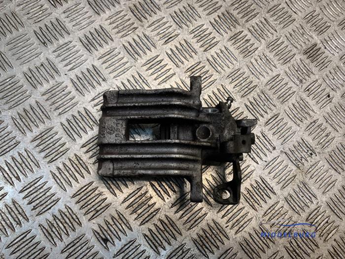 Gebrauchte Bremszange links hinten Skoda Fabia II Combi 1.2 TDI 12V Greenline Preis € 10,00 Margenregelung angeboten von Autodemontagebedrijf Middelburg B.V