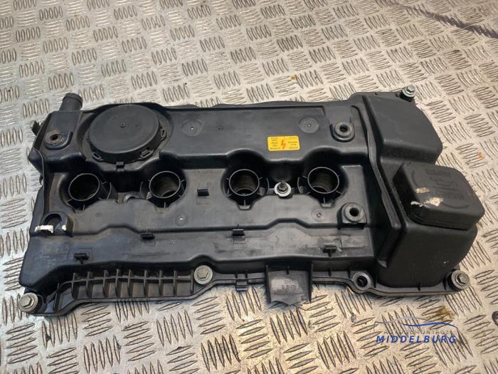 Ventildeckel van een BMW 1 serie (E87/87N) 116i 1.6 16V 2006