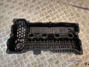 Ventildeckel van een BMW 1 serie (E87/87N) 116i 1.6 16V 2006