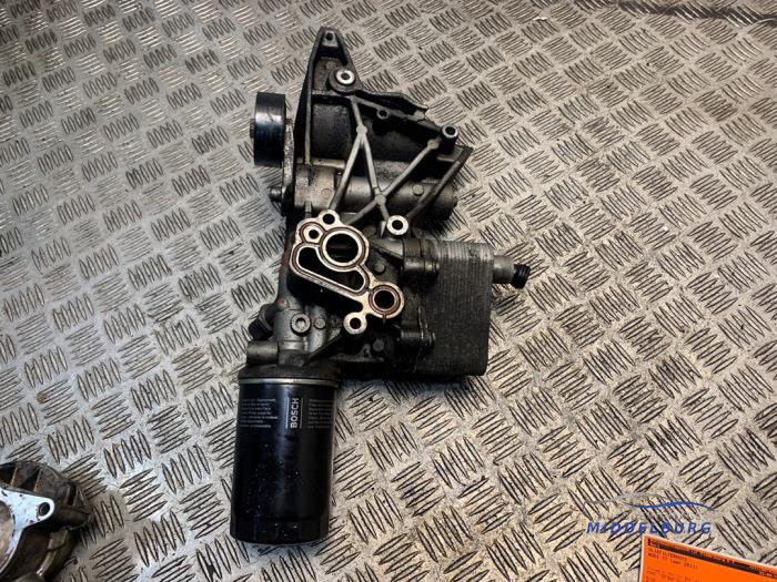 Gebrauchte Ölfiltergehäuse Audi TT Roadster (8J9) 1.8 TFSI 16V Preis € 27,00 Margenregelung angeboten von Autodemontagebedrijf Middelburg B.V