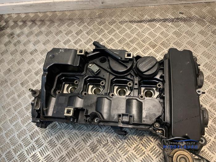 Gebrauchte Ventildeckel Mercedes C (W203) 1.8 C-180K 16V Preis € 99,00 Margenregelung angeboten von Autodemontagebedrijf Middelburg B.V