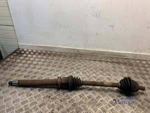 Begagnade Drivaxel, höger fram Ford Focus C-Max 1.6 16V Pris € 24,00 Marginaltabell erbjuds av Autodemontagebedrijf Middelburg B.V