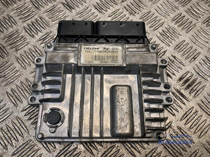 Used Engine management computer Hyundai i20 1.1 CRDi VGT 12V Price € 99,00 Margin scheme offered by Autodemontagebedrijf Middelburg B.V