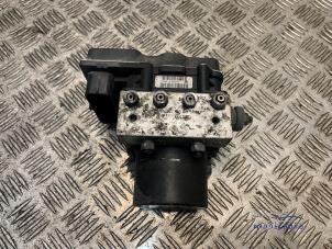 Used ABS pump Volkswagen Polo V (6R) 1.2 TDI 12V BlueMotion Price € 18,00 Margin scheme offered by Autodemontagebedrijf Middelburg B.V