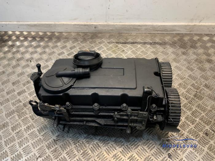 Usagé Culasse Volkswagen Touran (1T1/T2) 2.0 TDI 16V 136 Prix € 280,00 Règlement à la marge proposé par Autodemontagebedrijf Middelburg B.V