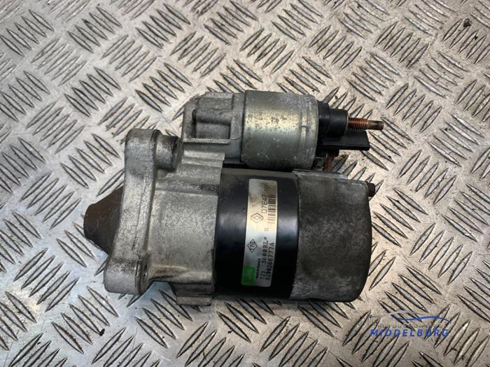Gebrauchte Anlasser Renault Grand Scénic II (JM) 1.6 16V Preis € 17,00 Margenregelung angeboten von Autodemontagebedrijf Middelburg B.V