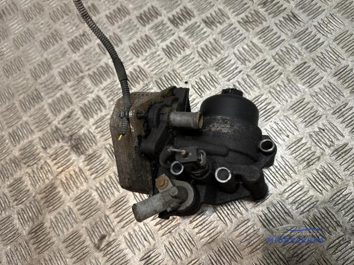 Gebrauchte Ölfiltergehäuse Ford Transit Custom 2.2 TDCi 16V Preis € 75,00 Margenregelung angeboten von Autodemontagebedrijf Middelburg B.V