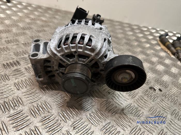 Dynamo van een Ford C-Max (DXA) 1.5 Ti-VCT EcoBoost 150 16V 2015