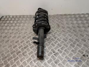 Begagnade Stötdämparstång, vänster fram Ford C-Max (DXA) 1.5 Ti-VCT EcoBoost 150 16V Pris € 38,00 Marginaltabell erbjuds av Autodemontagebedrijf Middelburg B.V