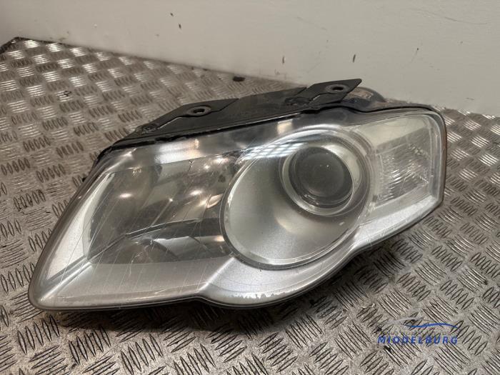 Używane Reflektor lewy Volkswagen Passat (3C2) 2.0 TFSI/TSI 16V Cena € 35,00 Procedura marży oferowane przez Autodemontagebedrijf Middelburg B.V