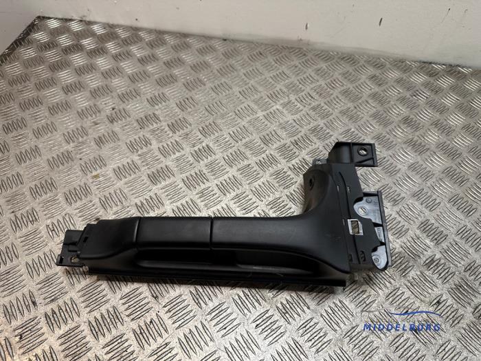 Gebrauchte Handgriff Mercedes Vito Tourer (447.7) 2.0 114 CDI 16V Preis € 48,00 Margenregelung angeboten von Autodemontagebedrijf Middelburg B.V