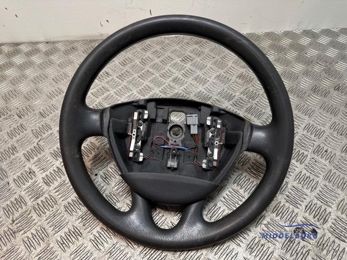 Gebrauchte Lenkrad Renault Trafic New (FL) 2.0 dCi 16V 115 Preis auf Anfrage angeboten von Autodemontagebedrijf Middelburg B.V
