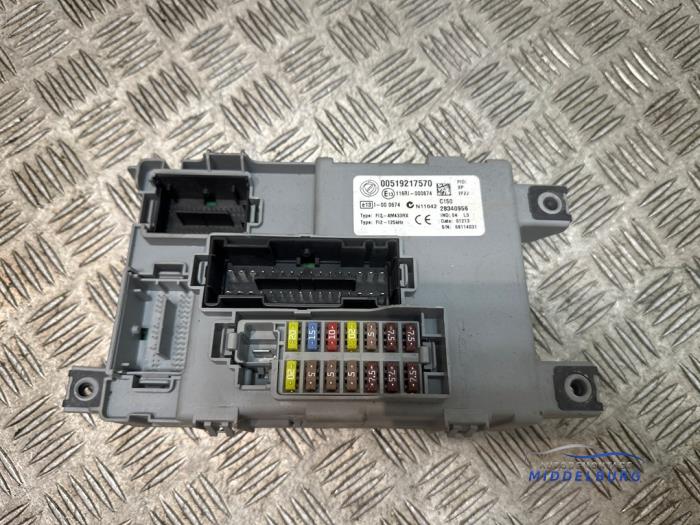 Used Body control computer Opel Combo 1.6 CDTI 16V Price € 74,00 Margin scheme offered by Autodemontagebedrijf Middelburg B.V