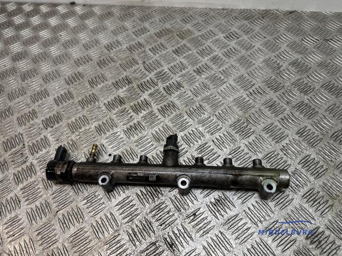Usagé Système d'injection Hyundai H-300 2.5 CRDi Prix € 54,00 Règlement à la marge proposé par Autodemontagebedrijf Middelburg B.V
