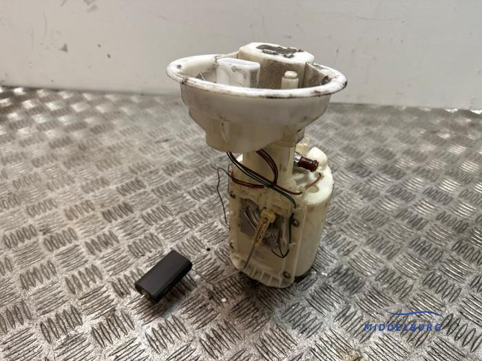 Gebrauchte Kraftstoffpumpe Elektrisch BMW Mini (R50/53) 1.6 16V One Preis € 23,00 Margenregelung angeboten von Autodemontagebedrijf Middelburg B.V