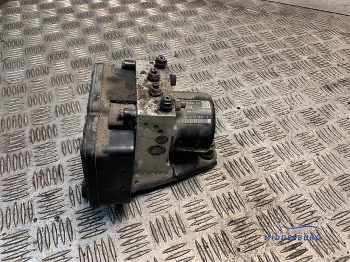 Begagnade ABS-pump Seat Leon (1P1) 1.8 TSI 16V Pris € 123,00 Marginaltabell erbjuds av Autodemontagebedrijf Middelburg B.V