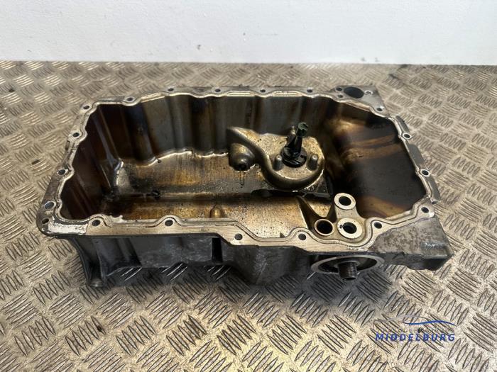 Gebrauchte Ölwanne Volkswagen Golf VII (AUA) 1.2 TSI 16V Preis € 39,00 Margenregelung angeboten von Autodemontagebedrijf Middelburg B.V