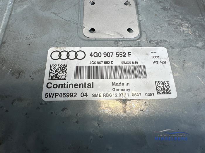 Engine management computer from a Audi A6 (C7) 2.8 V6 24V FSI 2011