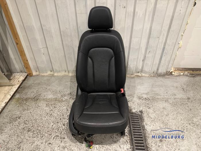 Używane Fotel prawy Audi Q5 (8RB) 2.0 TFSI 16V Quattro Cena na żądanie oferowane przez Autodemontagebedrijf Middelburg B.V