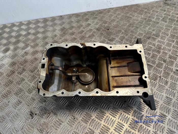 Gebrauchte Ölwanne Opel Corsa D 1.2 16V Preis € 18,00 Margenregelung angeboten von Autodemontagebedrijf Middelburg B.V