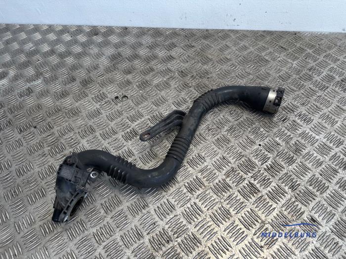 Gebrauchte Intercooler Schlauch Renault Clio IV (5R) 0.9 Energy TCE 90 12V Preis € 19,00 Margenregelung angeboten von Autodemontagebedrijf Middelburg B.V