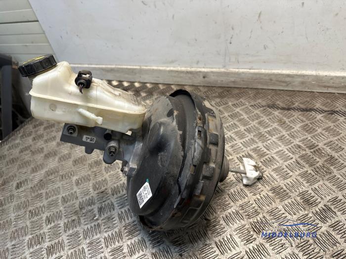 Usados Servofreno Volkswagen Transporter T5 2.0 BiTDI DRF 4 Motion Precio € 46,00 Norma de margen ofrecido por Autodemontagebedrijf Middelburg B.V