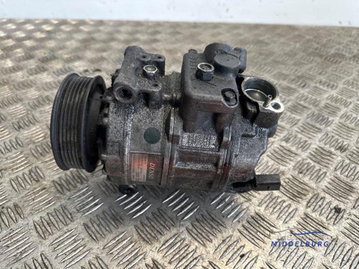 Usagé Pompe clim Volkswagen Transporter T5 2.0 TDI DRF Prix € 164,00 Règlement à la marge proposé par Autodemontagebedrijf Middelburg B.V