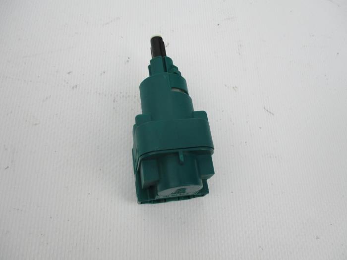 Brake light switch Volkswagen Transporter 1C0945511A ABC B.V.