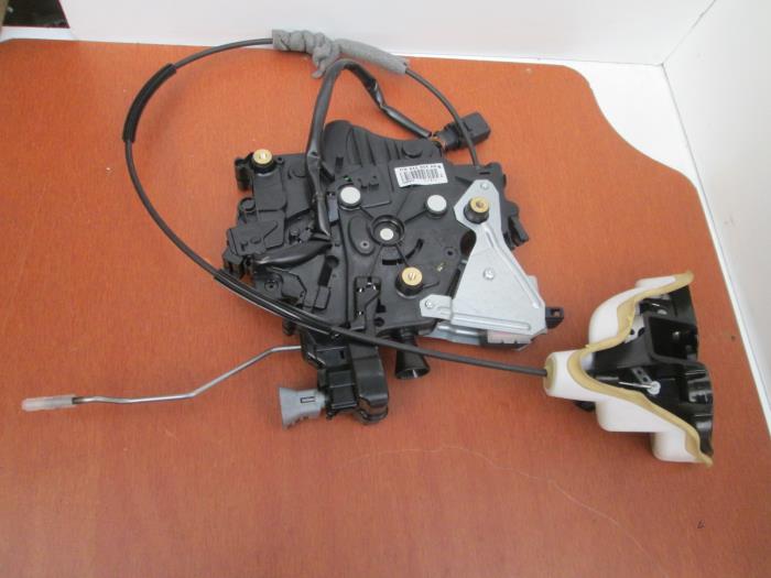 Sliding door lock mechanism, right Volkswagen Transporter 7E0843654AA