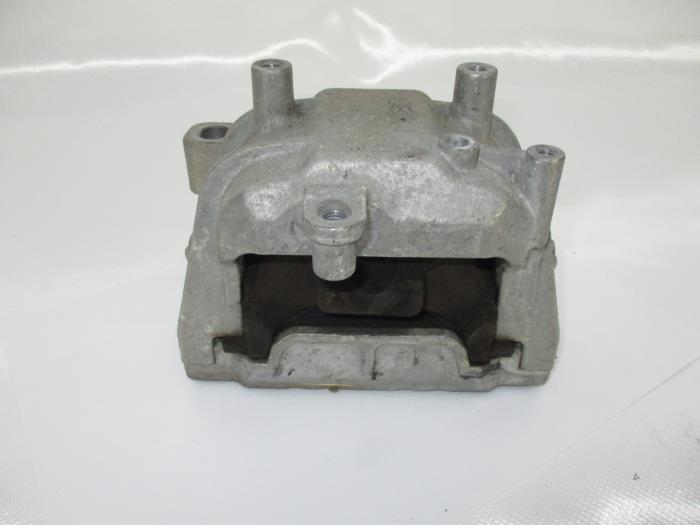 Engine mount Volkswagen Caddy 1K0199262CB CFJ ABC B.V.