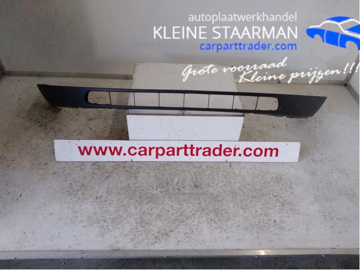 2693771 Ford Focus Spoilers front bumper stock | ProxyParts.com