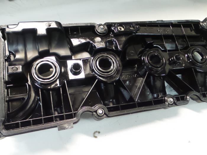 Tapa de válvulas de un Seat Leon (5FB) 1.6 TDI Ecomotive 16V 2015