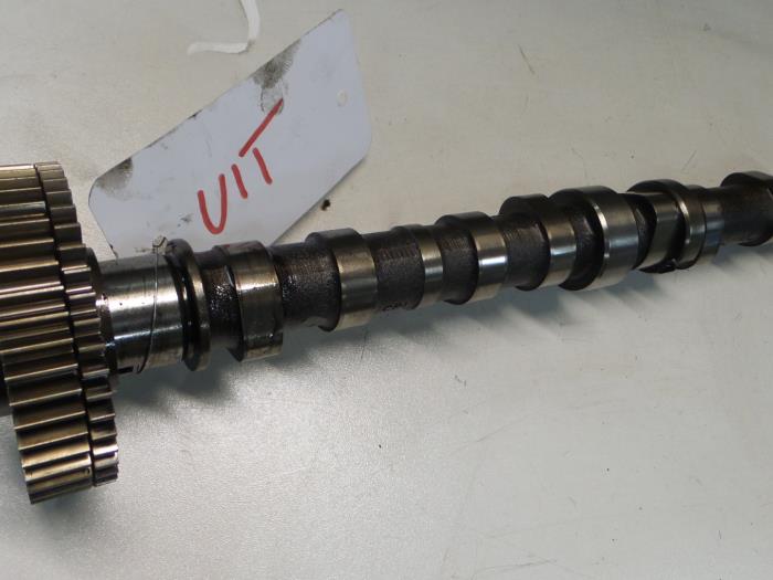 Camshaft from a Opel Combo 2014