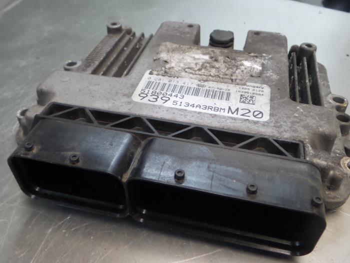Used Engine management computer Alfa Romeo 159 Sportwagon (939BX) 2.4 JTDm 20V Price € 185,00 Margin scheme offered by A.T.S. van de Wiel