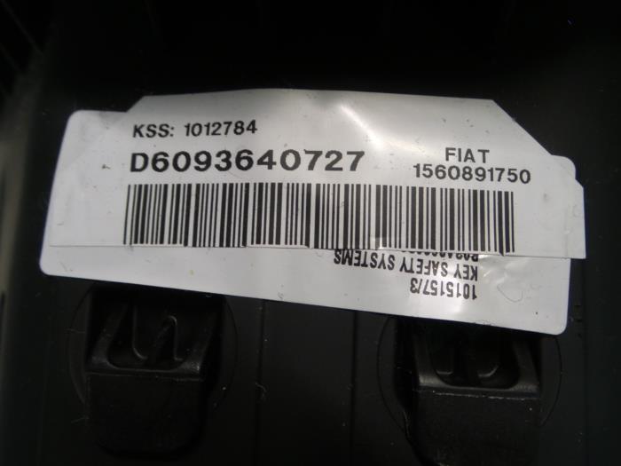 Left airbag (steering wheel) from a Alfa Romeo MiTo (955) 1.4 16V 2010
