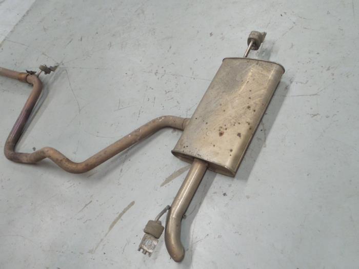 Exhaust rear silencer from a Seat Leon (5FB) 1.6 TDI Ecomotive 16V 2015