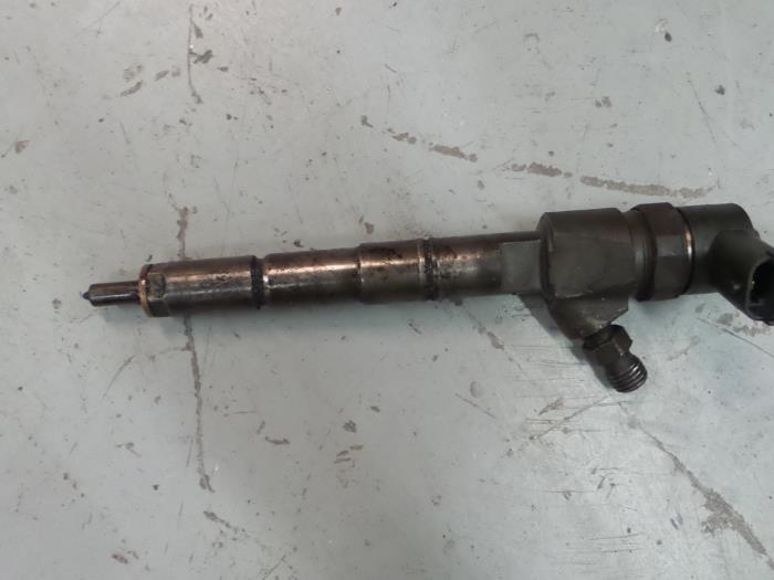 Usagé Injecteurs Alfa Romeo 159 Sportwagon (939BX) 2.4 JTDm 20V Prix € 95,00 Règlement à la marge proposé par A.T.S. van de Wiel