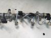 Fuel injector nozzle from a Seat Leon (5FB), 2012 1.6 TDI 16V, Hatchback, 4-dr, Diesel, 1.598cc, 81kW (110pk), FWD, DBKA, 2015-07 / 2016-12 2016