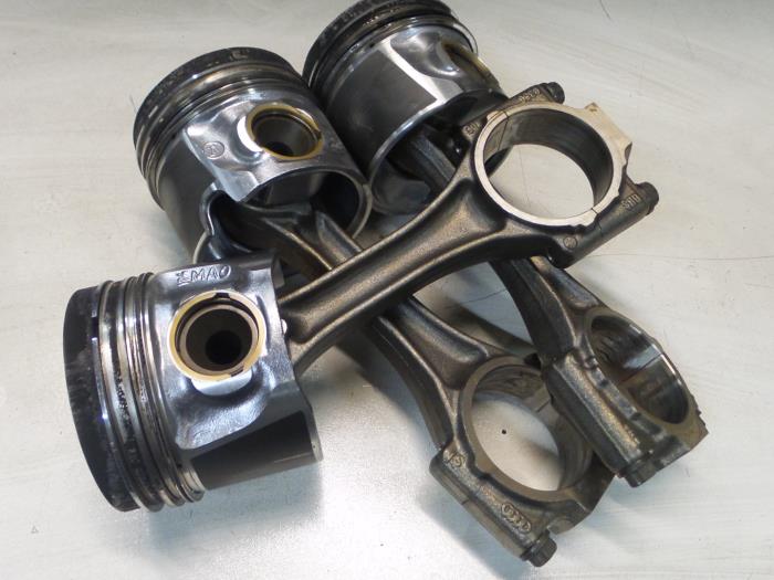 Usagé Piston Seat Altea (5P1) 1.9 TDI 105 Prix € 145,00 Règlement à la marge proposé par A.T.S. van de Wiel