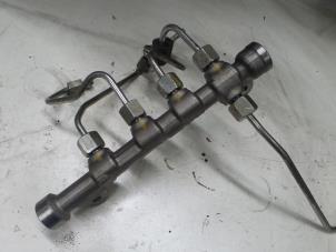 Used Fuel injector nozzle Alfa Romeo 159 Sportwagon (939BX) 2.0 JTDm 170 16V Price € 135,00 Margin scheme offered by A.T.S. van de Wiel