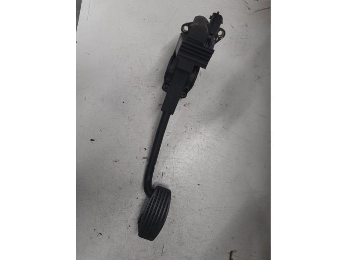 Begagnade Gaspedalsensor Alfa Romeo 147 (937) 3.2 V6 GTA 24V Pris € 25,00 Marginaltabell erbjuds av A.T.S. van de Wiel